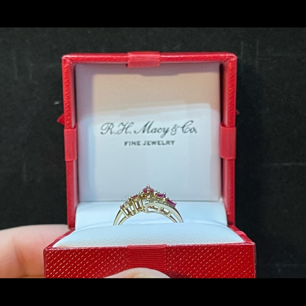 Ruby Ring - Picture 7 of 7